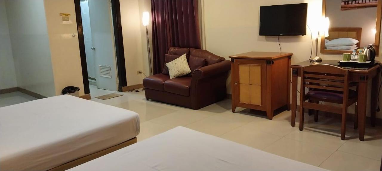 Hotel Celebes Manado Ngoại thất bức ảnh
