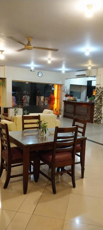 Hotel Celebes Manado Ngoại thất bức ảnh